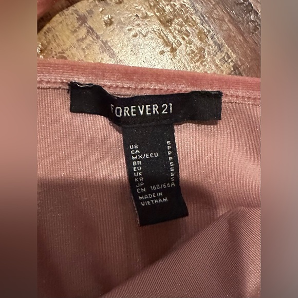 FOREVER 21 Mauve Spaghetti Strap Velour Jumper.  Gently Loved, Size S. - Picture 2 of 2